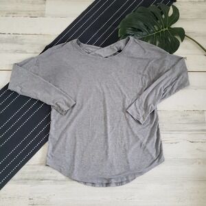 Athleta| Yogini Long Sleeve Criss Cross Back Gray Size Small